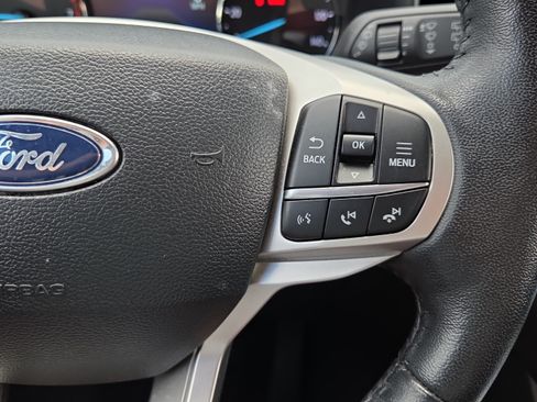 Used 2023 Ford Explorer XLT w/ Equipment Group 202A RWD image 31