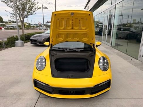 Used 2020 Porsche 911 Carrera 4S AWD/4WD image 13
