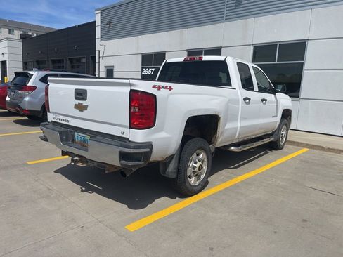 Used 2015 Chevrolet Silverado 2500 LT AWD/4WD image 3