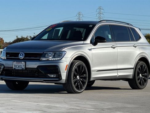 Used 2021 Volkswagen Tiguan SE R-Line image 7