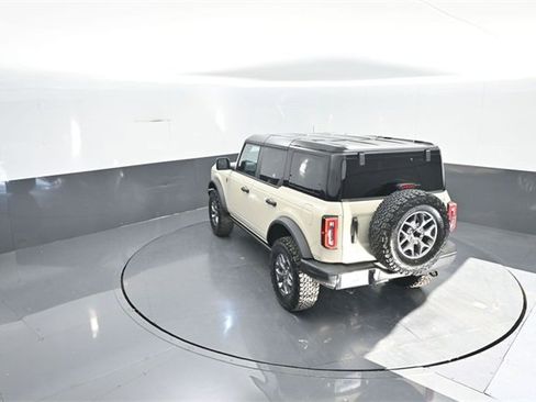 New 2025 Ford Bronco Badlands image 21