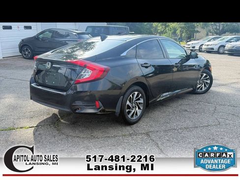 Used 2018 Honda Civic EX image 8
