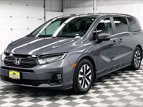 Used 2025 Honda Odyssey EX-L image 11