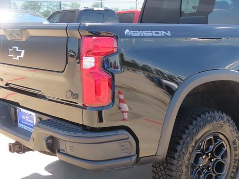 Used 2026 Chevrolet Silverado 1500 ZR2 w/ ZR2 Bison Edition AWD/4WD image 10