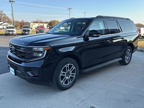 New 2025 Ford Expedition Max Active image 4