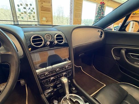 Used 2011 Bentley Continental GTC image 19