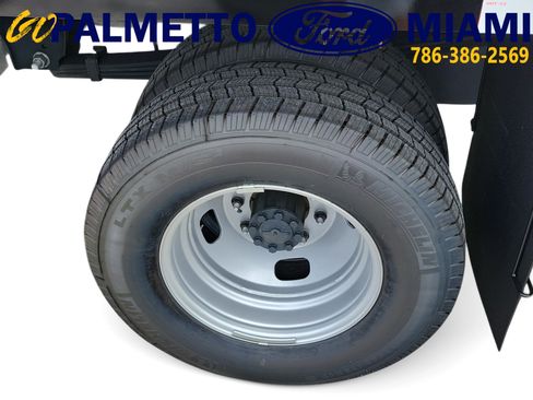 Used 2024 Ford F350 XL AWD/4WD image 8