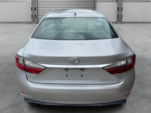 Used 2016 Lexus ES 350 w/ Premium Package w/Wood Trim FWD image 37