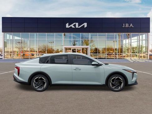 New 2026 Kia K4 EX image 7