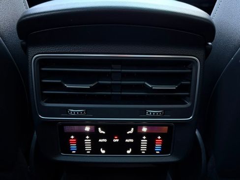 Used 2021 Audi Q8 Premium Plus w/ Premium Plus Package AWD/4WD image 34