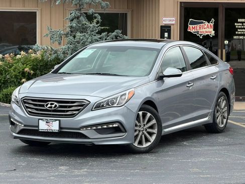 Used 2017 Hyundai Sonata Limited FWD image 2