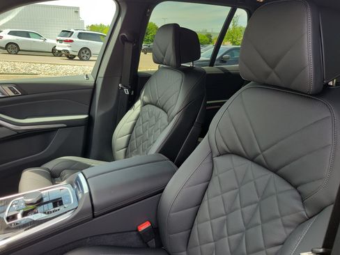Certified 2026 BMW X5 xDrive40i w/ M Sport Package AWD/4WD image 7