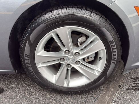 Used 2020 Buick Regal Preferred FWD image 30