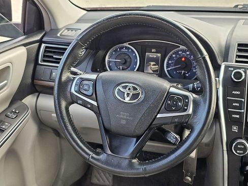 Used 2017 Toyota Camry XLE image 31