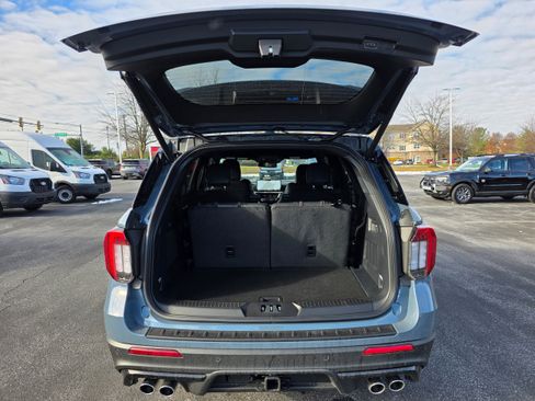 New 2026 Ford Explorer ST image 9