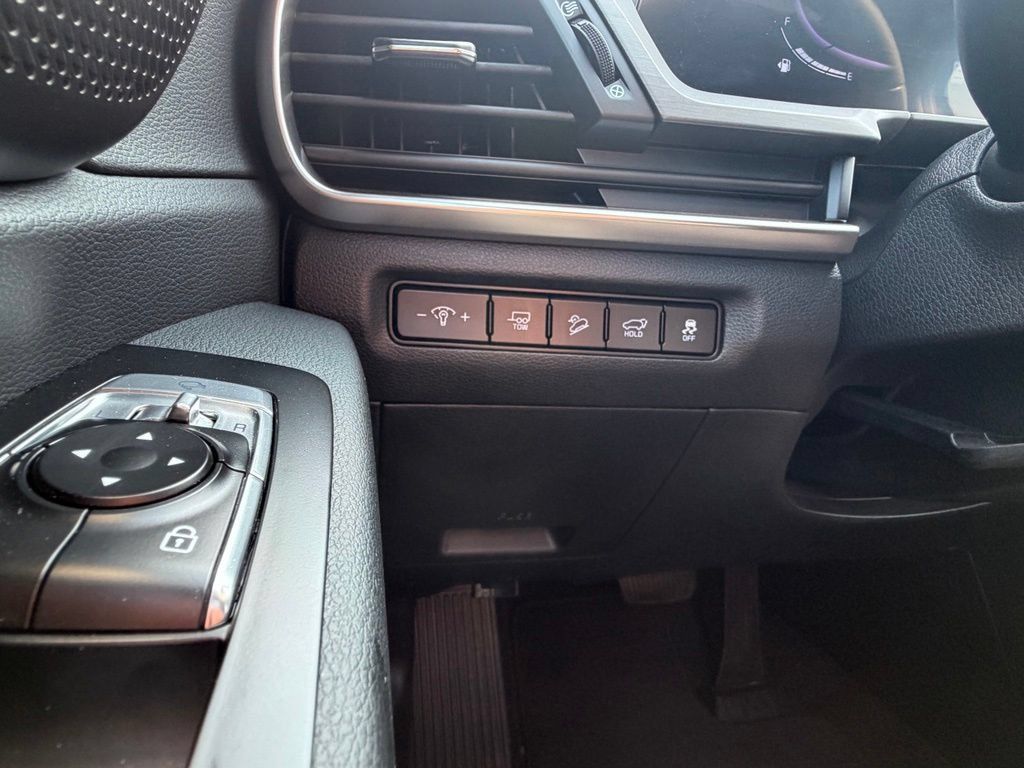 Used 2025 Kia Telluride EX X-Line AWD/4WD image 17