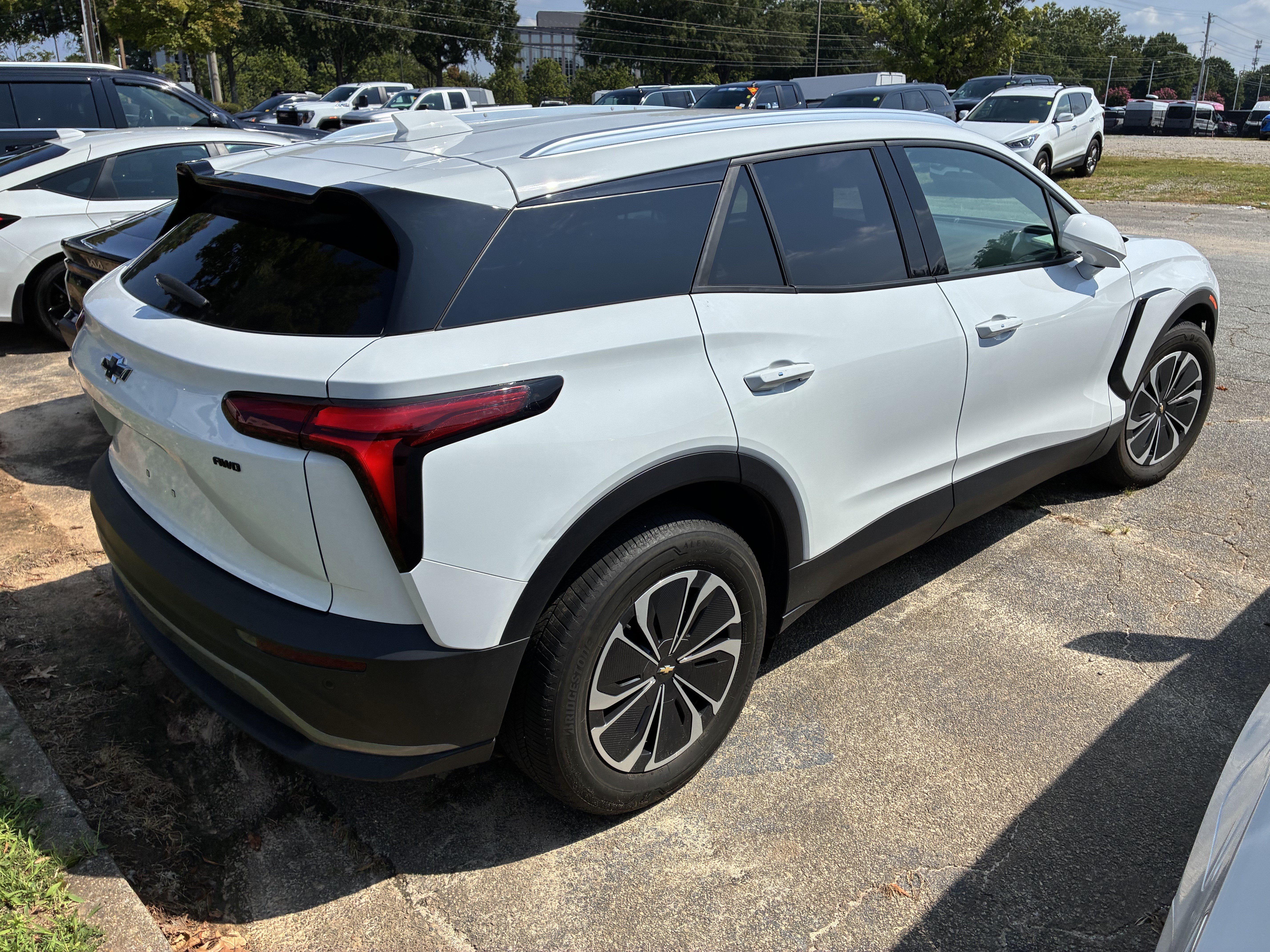 Used 2024 Chevrolet Blazer EV LT AWD/4WD image 8