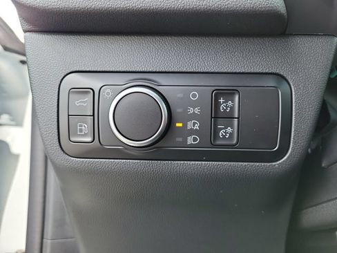 Certified 2025 Ford Escape ST-Line w/ Equipment Group 301A FWD image 22