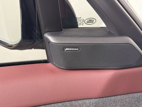 Used 2025 Land Rover Range Rover Sport Dynamic SE AWD/4WD image 19