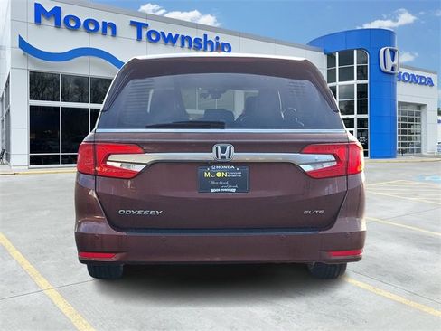 Certified 2018 Honda Odyssey Elite image 5