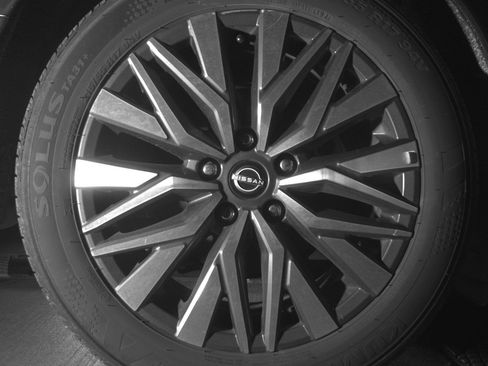 Used 2025 Nissan Altima 2.5 SV image 15