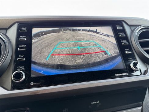 Used 2020 Toyota Tacoma TRD Sport image 18