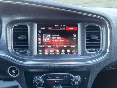 Used 2016 Dodge Charger SXT w/ Driver Confidence Group image 30