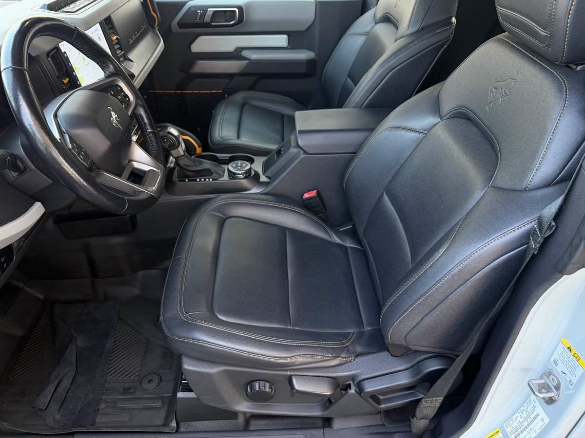 Used 2023 Ford Bronco Badlands AWD/4WD image 14