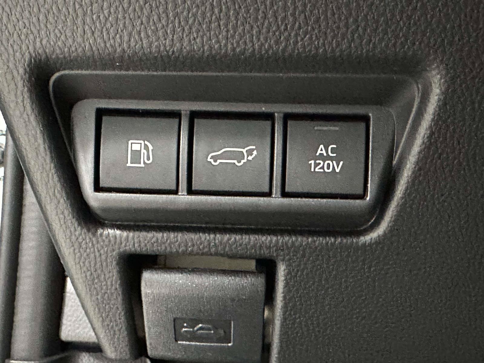 Used 2025 Toyota Prius Plug-In Hybrid w/ Limited Premium Package FWD image 20