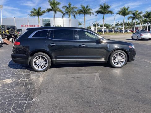 Used 2015 Lincoln MKT AWD w/ Equipment Group 201A image 1