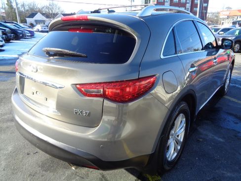 Used 2013 INFINITI FX37 AWD w/ Premium Pkg image 16