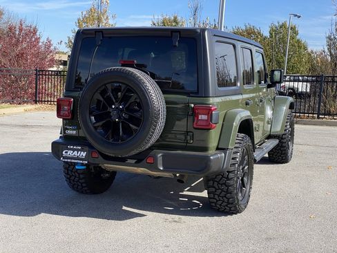 Used 2023 Jeep Wrangler Unlimited Sahara w/ Safety Group image 7