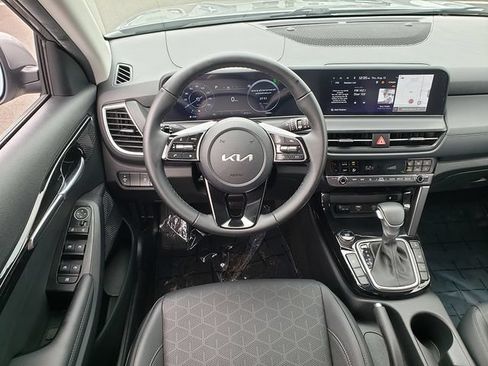 Certified 2024 Kia Seltos EX AWD/4WD image 15