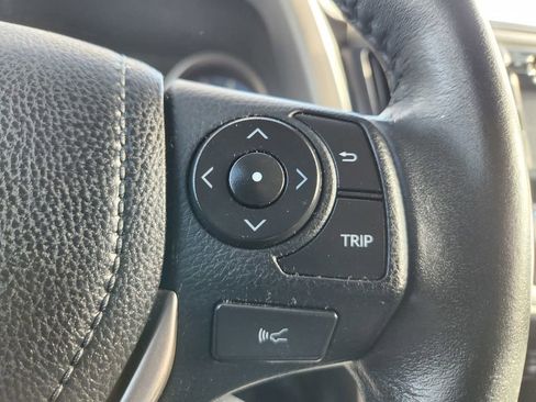 Used 2018 Toyota RAV4 XLE image 22