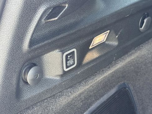 Used 2022 Jeep Grand Cherokee L Overland w/ Luxury Tech Group IV image 37