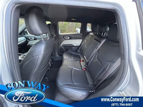 Used 2024 Jeep Compass Limited image 16