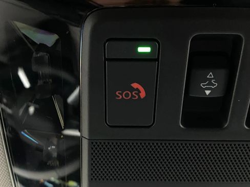 New 2025 Mitsubishi Outlander SE image 29