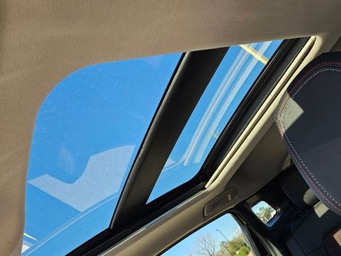 New 2026 Nissan Kicks SR w/ SR Premium Package image 19