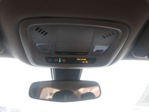 Used 2020 Chevrolet Malibu LT image 26