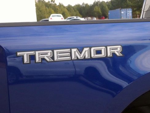 New 2026 Ford F350 XLT w/ XLT Premium Package AWD/4WD image 9