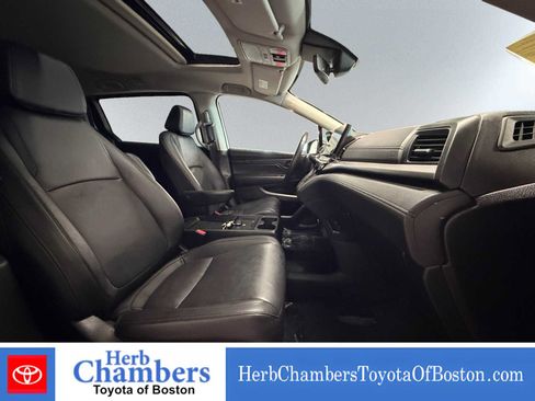 Used 2025 Honda Odyssey EX-L image 19