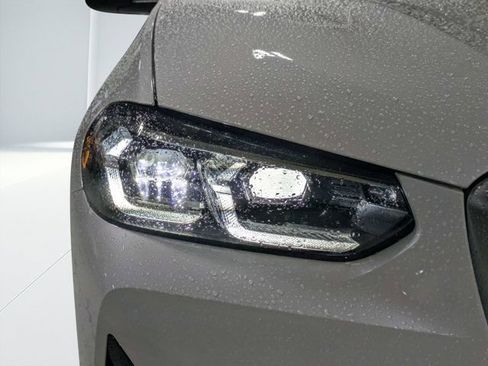 Used 2024 BMW X3 sDrive30i w/ Premium Package w/ZPA RWD image 9