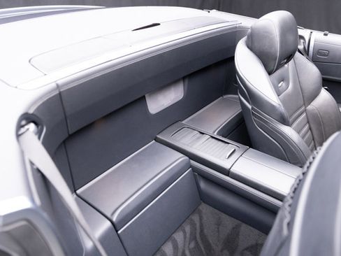 Used 2015 Mercedes-Benz SL 63 AMG w/ Driver Assistance Package image 79