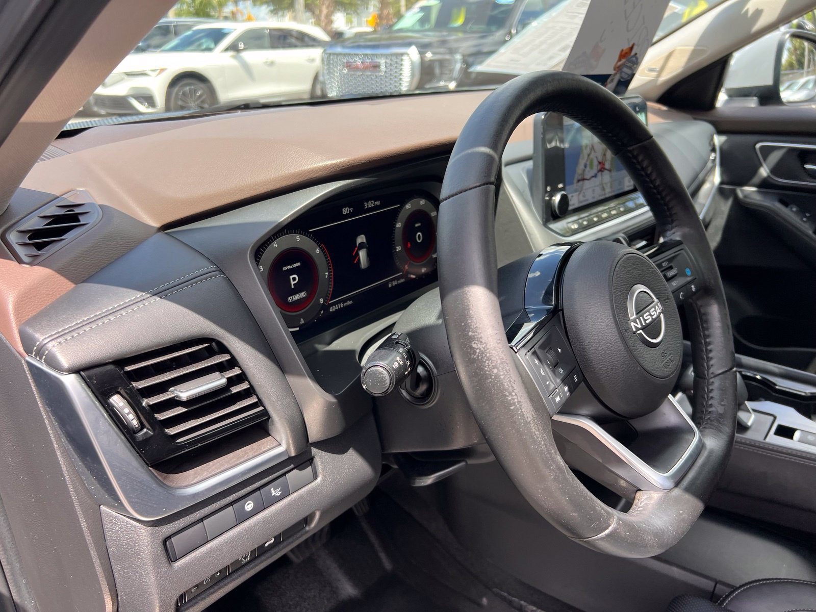 Used 2023 Nissan Rogue Platinum w/ Platinum Premium Package FWD image 35