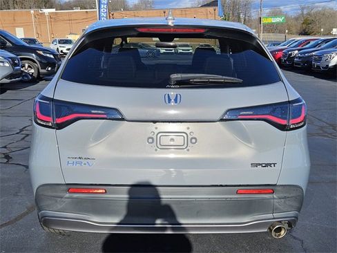 Used 2023 Honda HR-V Sport image 6