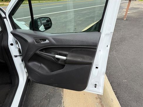 Used 2015 Ford Transit Connect XLT image 18