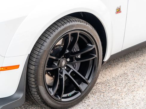 Used 2023 Dodge Challenger R/T Scat Pack RWD image 4