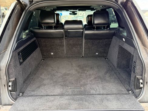 Used 2020 Land Rover Range Rover Long Wheelbase HSE image 24