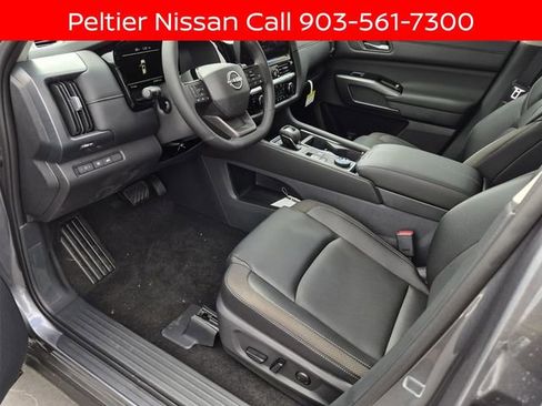 New 2026 Nissan Pathfinder SL w/ SL Premium Package AWD/4WD image 9