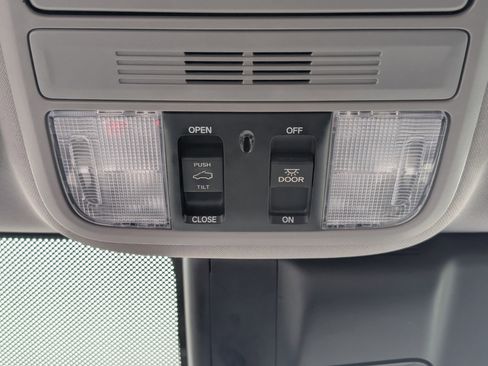 Used 2019 Honda Odyssey EX-L image 29